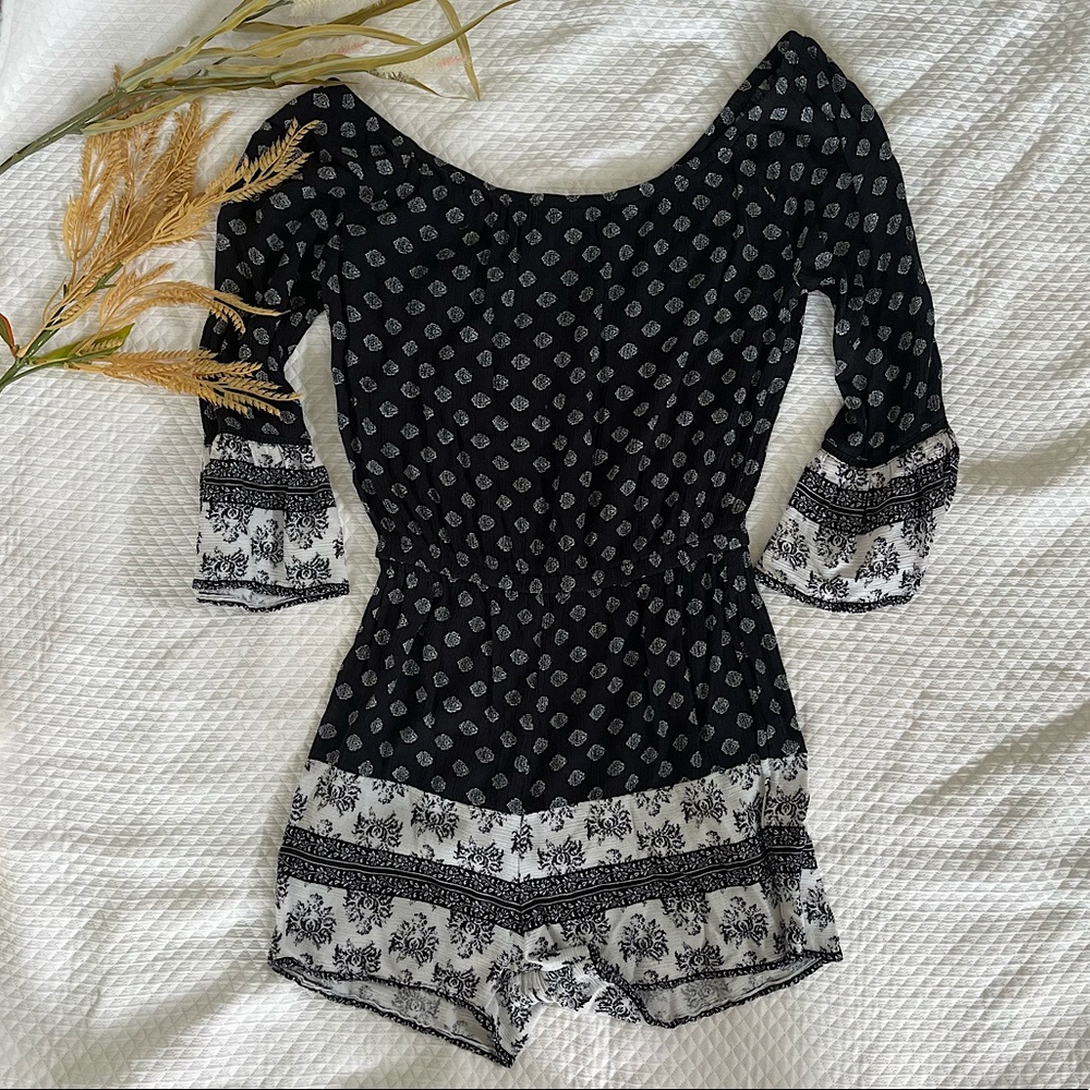Mudd Light- Weight Romper